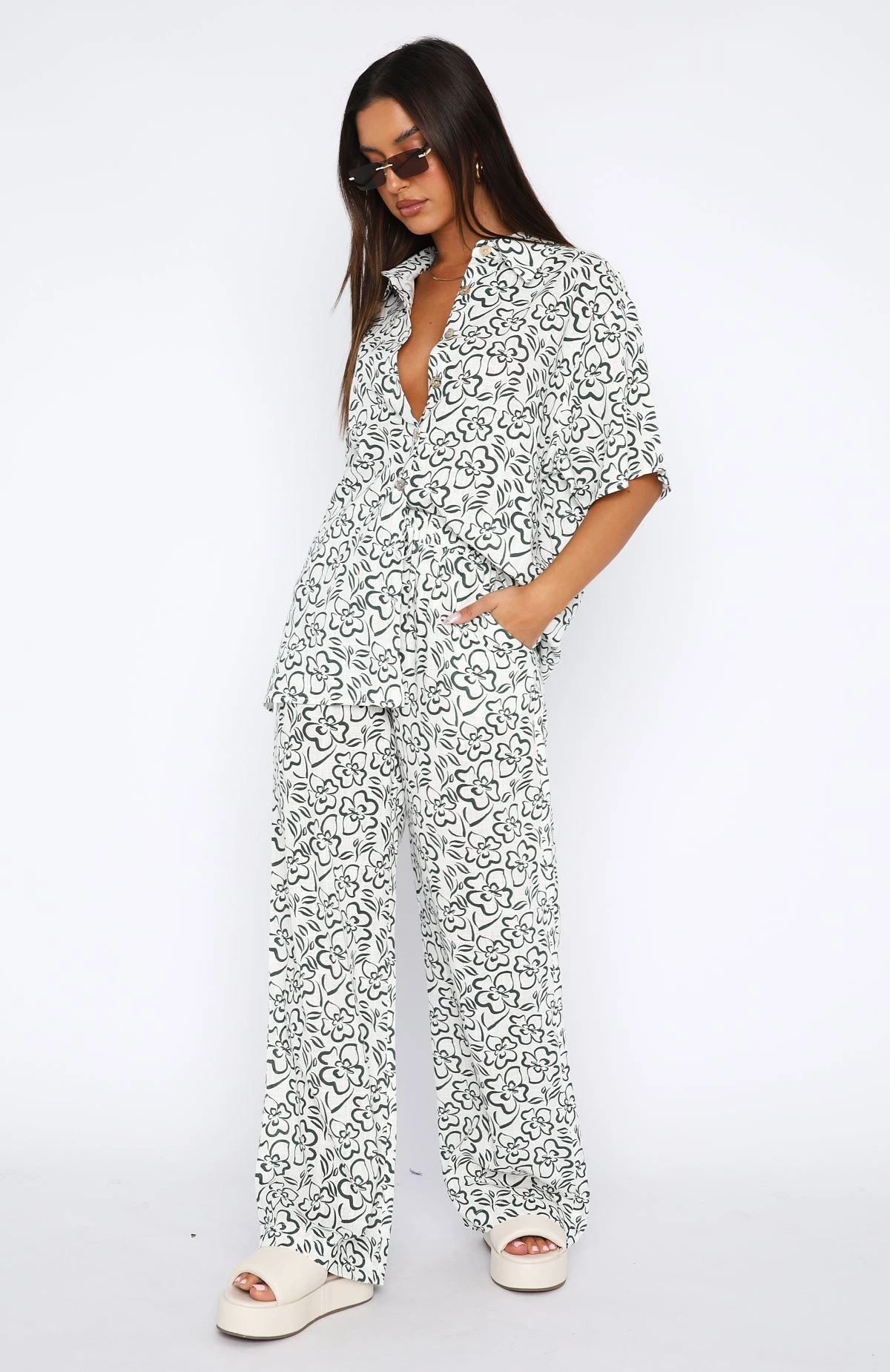 Need A Recap Pants Green Spring Floral - Image 2