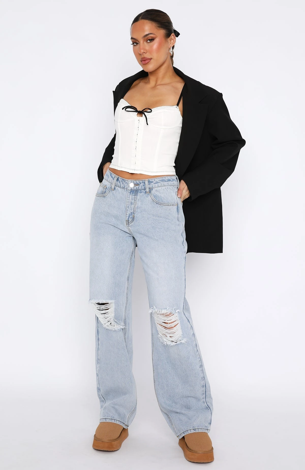 Make It Out Low Rise Wide Leg Jeans Mid Blue - Image 2