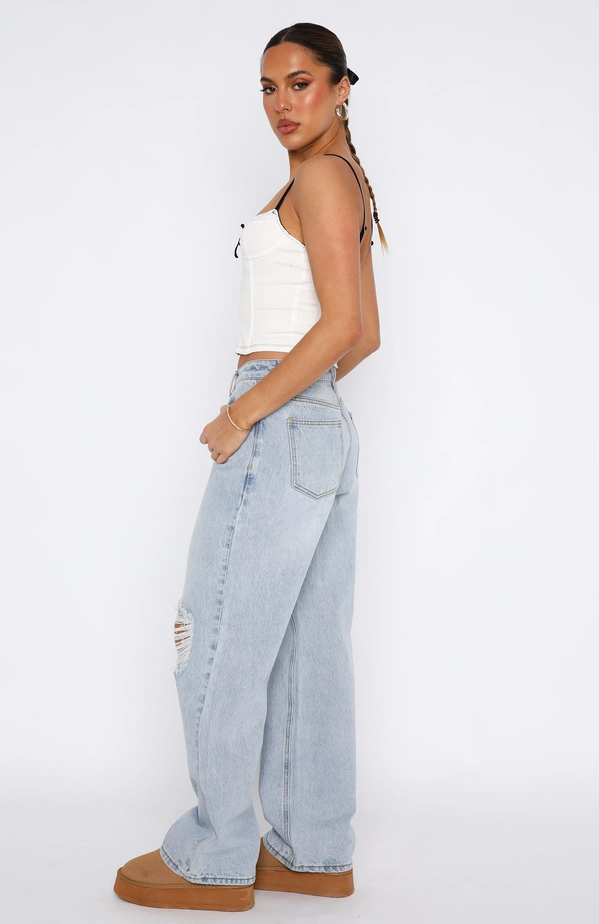 Make It Out Low Rise Wide Leg Jeans Mid Blue - Image 3