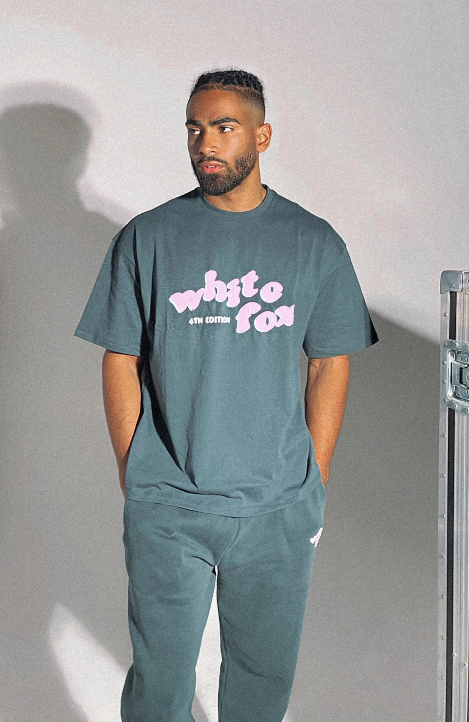 4th Edition Oversized Tee Clover - Image 6
