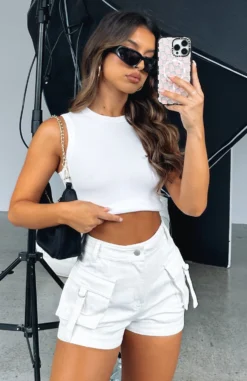 Just A Friend Shorts Off White