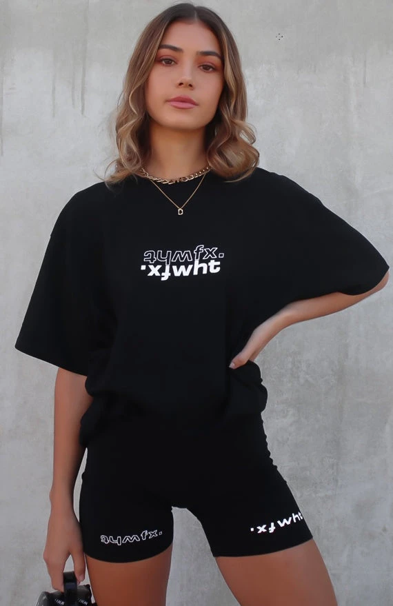 Catching Feelings Tee Black - Image 6